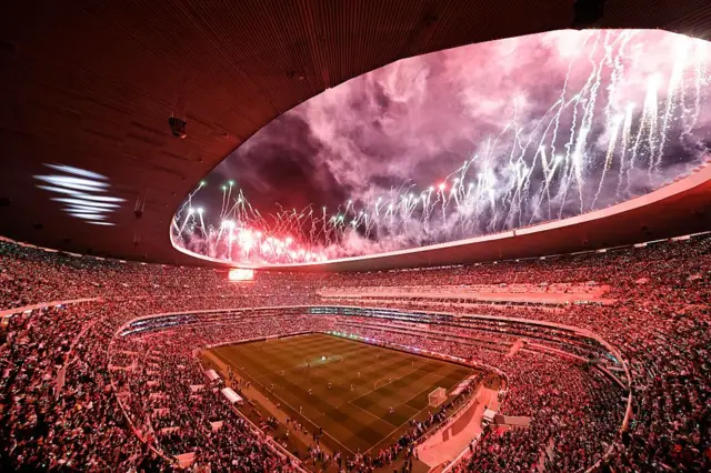 Copa do Mundo tem novas aberturas nesta sexta com Canadá e Estados Unidos estreando como anfitriões