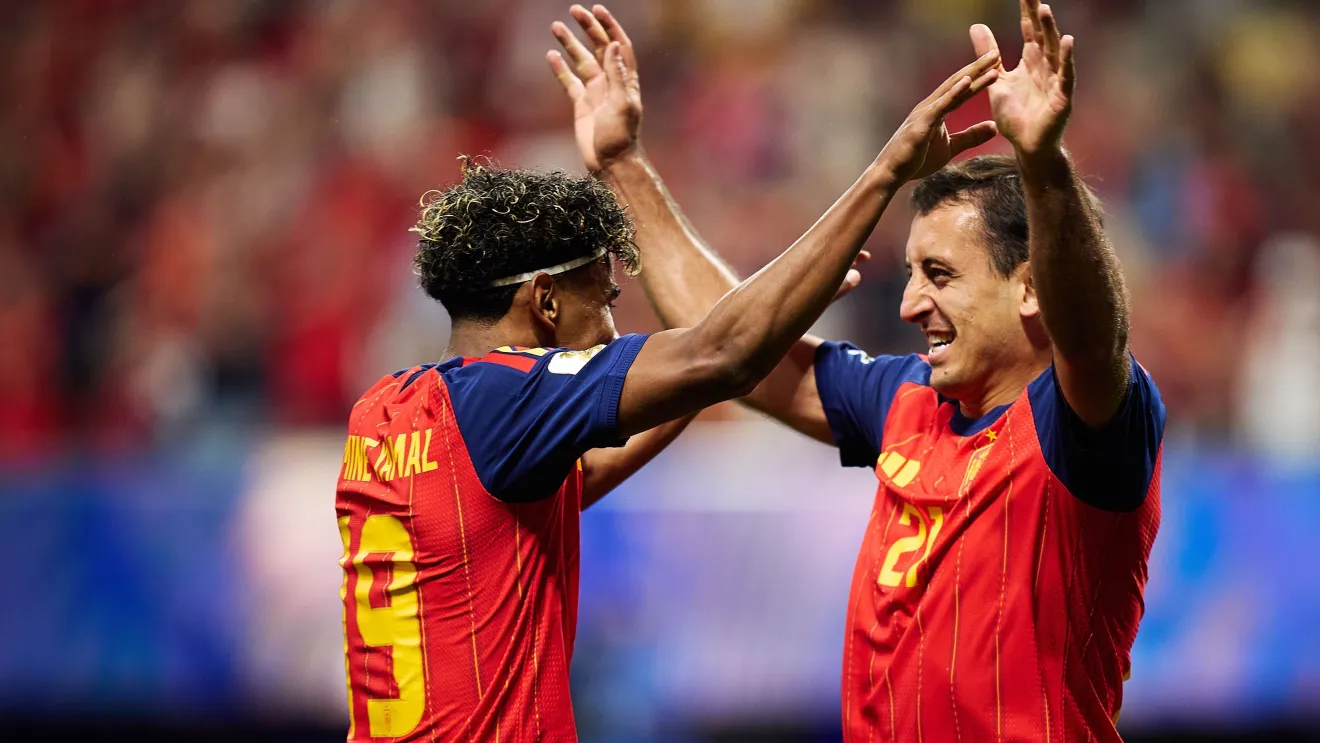 Espanha atropela a Arábia Saudita, assume liderança do Grupo H e envia recado aos concorrentes na Copa
