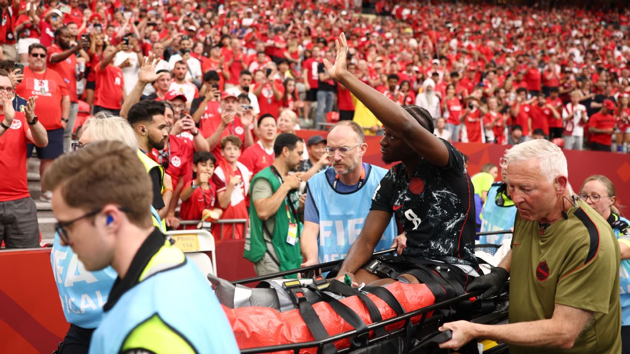 Estalo ouvido à beira do campo Koné sofre grave lesão e desfalca o Canadá na Copa