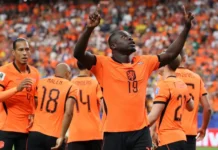 Holanda atropela a Suécia, assume liderança do Grupo F e entra no radar dos favoritos da Copa do Mundo Holanda atropela a Suécia, assume liderança do Grupo F e entra no radar dos favoritos da Copa do Mundo