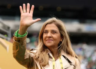 Leila Pereira garante permanência das estrelas do Palmeiras e manda recado ao mercado europeu Leila Pereira garante permanência das estrelas do Palmeiras